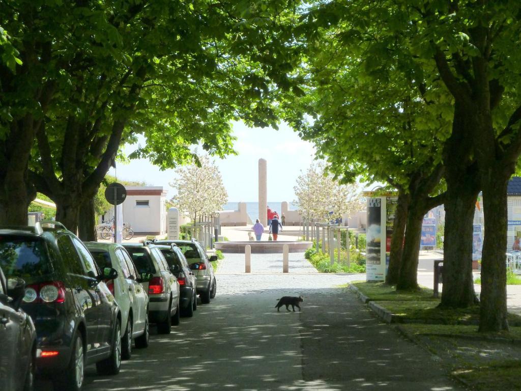 Strandhotel Villa Louisa & Appartementhaeuser Villa Josephine Und Villa Christine Juliusruh Exterior foto